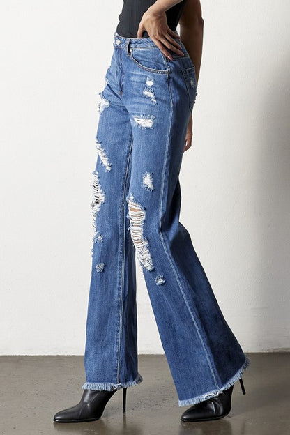 DISTRESSED DAD JEANS