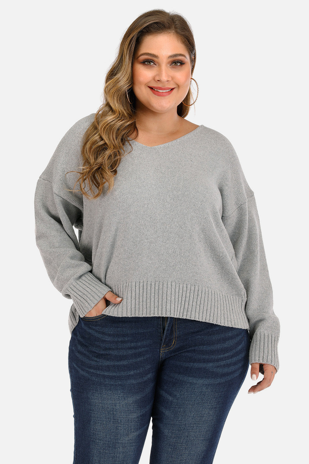 Pullover Back-out Sweater