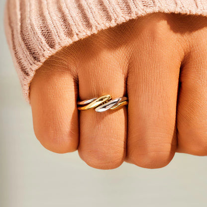 Twisted Love Ring