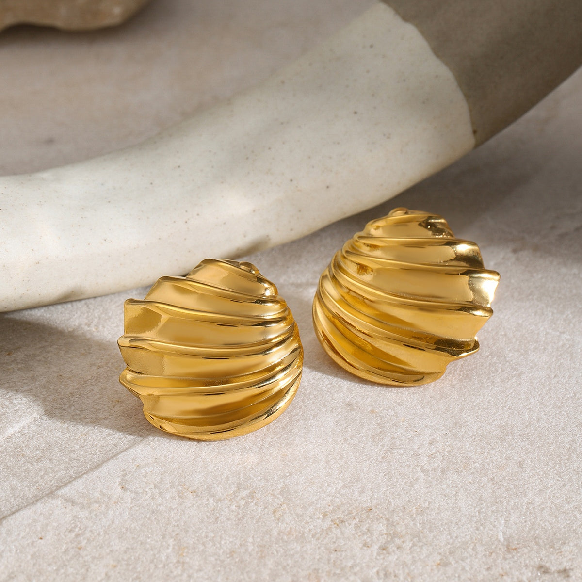 Shell Shape Stud Earrings