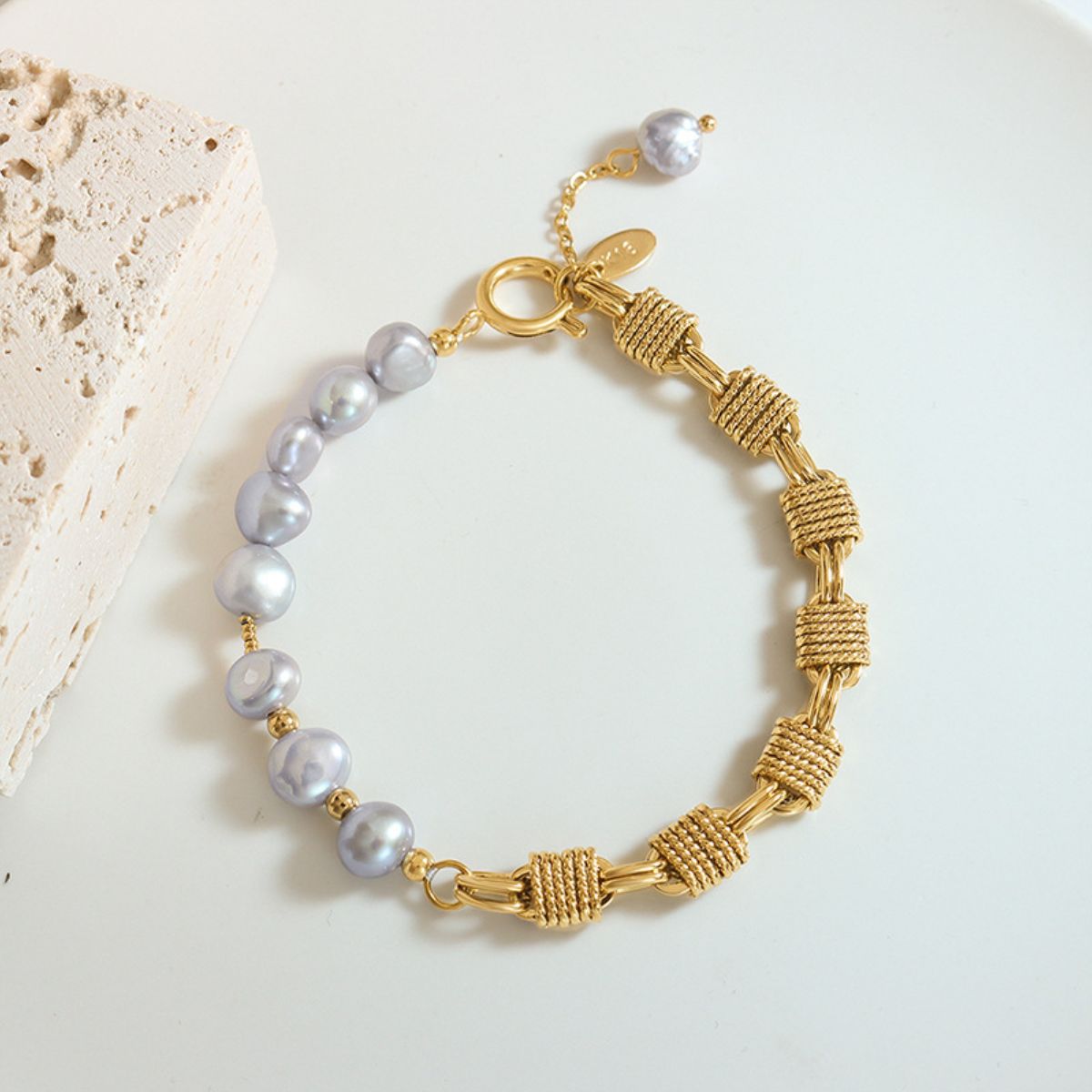 Modern Pearl Bracelet